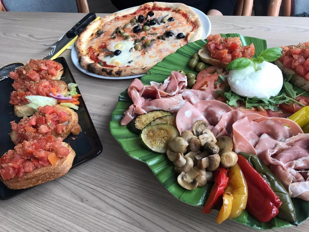 Pension Und Restaurant Die Burg Ehrenfriedersdorf Екстериор снимка