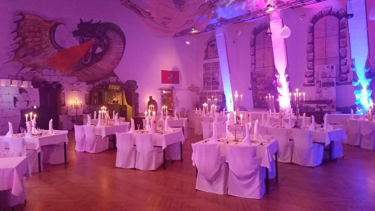 Pension Und Restaurant Die Burg Ehrenfriedersdorf Екстериор снимка