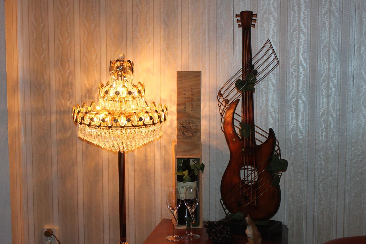 Pension Und Restaurant Die Burg Ehrenfriedersdorf Екстериор снимка